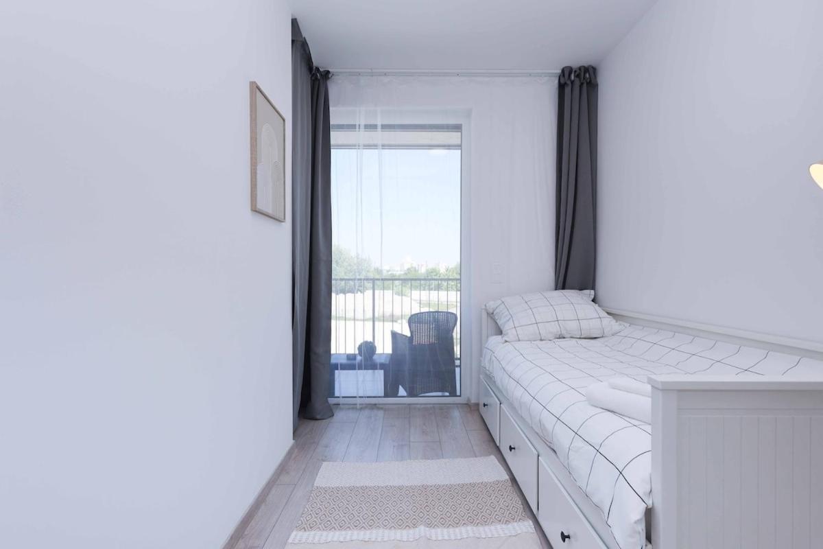 Nesto- Brand New With Free Parking! *
